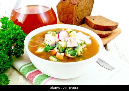 cuisine russe, soupe froide, cuisine russe, cuisine russe, soupes froides Banque D'Images