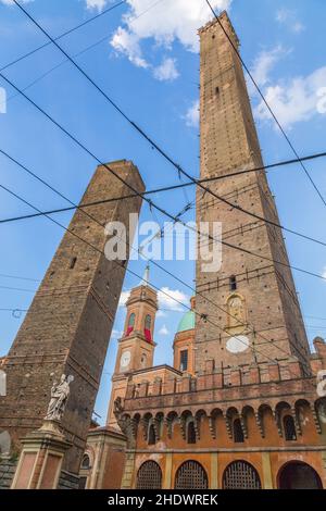 Tours, bologne, Garisenda, asinelli, tour,bolognas Banque D'Images