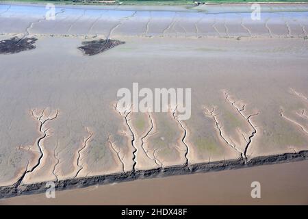 Vue aérienne de l'île de Read, une île située juste à l'extérieur de la sluice d'Ancholme, sur l'estuaire du Humber, dans le Yorkshire de l'est Banque D'Images