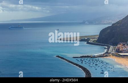 bateau de croisière, playa de las teresitas, bateaux de croisière Banque D'Images