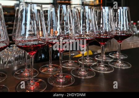 vin rouge, verres à vin, vins rouges, verres Banque D'Images