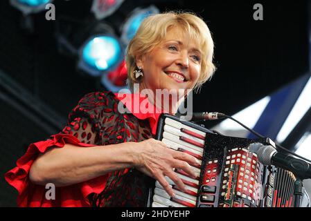 accordéon, chanteur pop, accordéon Banque D'Images