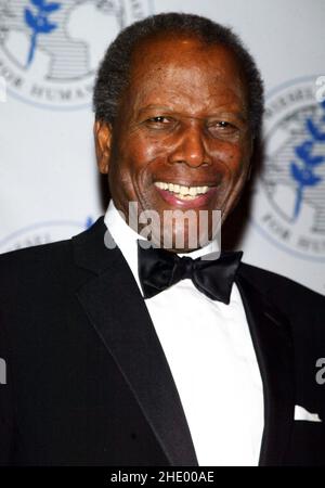 New York, États-Unis.20th mai 2007.Sidney Poitier arrive au Gala de la Fondation Elie Wiesel pour l'humanité au Waldorf Astoria à New York le 20 mai 2007.(Photo de Laura Cavanaugh/Sipa USA) crédit: SIPA USA/Alay Live News Banque D'Images