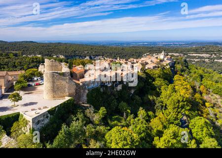 France, Vaucluse, Parc naturel régional du Mont-Ventoux (Parc naturel régional du Mont Ventoux), Venasque, étiqueté les plus Beaux villages de France (TH Banque D'Images