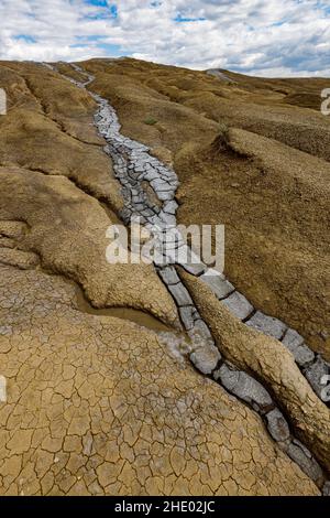 Les volcans de boue de Berca en Roumanie Banque D'Images