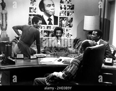 V.MOVIE STILL.BILL COSBY (C) ET SIDNEY POITIER IN ''UPTOWN SATURDAY NIGHT''.1974.Ãâ€šÃ‚©PROVID BY BILLCOSBYRETRO(Credit image: Ã‚© Globe photos/ZUMA Wire) Banque D'Images