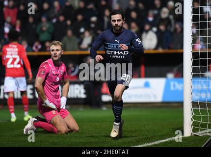 Swindon, Wiltshire, Royaume-Uni.7th juin 2022.7th janvier 2022: County Ground, Swindon, Wilstshire, Angleterre: FA Cup 3rd Round football, Swindon Town versus Manchester City: Bernardo Silva de Manchester City célèbre le score dans la 15th minute 0-1 crédit: Action plus Sports Images/Alay Live News Banque D'Images