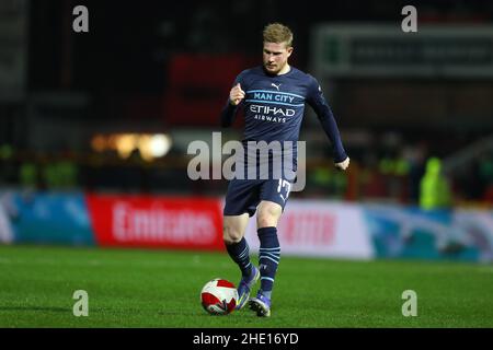 Swindon, Royaume-Uni.07th janvier 2022.Kevin de Bruyne de Manchester City en action.The Emirates FA Cup, 3rd Round Match, Swindon Town v Manchester City au terrain du comté d'Energy Check à Swindon, Wiltshire, le vendredi 7th janvier 2022. Cette image ne peut être utilisée qu'à des fins éditoriales.Utilisation éditoriale uniquement, licence requise pour une utilisation commerciale.Aucune utilisation dans les Paris, les jeux ou les publications d'un seul club/ligue/joueur. photo par Andrew Orchard/Andrew Orchard sports Photography/Alamy Live News crédit: Andrew Orchard sports Photography/Alamy Live News Banque D'Images