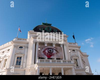 Vienne, Autriche - novembre 20 2021 : façade extérieure du théâtre populaire du Volkstheater. Banque D'Images