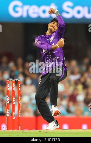 Brisbane, Royaume-Uni.08th janvier 2022.Sandeep Lamichhane des Hobart Hurricanes Bowls à Brisbane, Royaume-Uni, le 1/8/2022.(Photo de Patrick Hoelscher/News Images/Sipa USA) crédit: SIPA USA/Alay Live News Banque D'Images