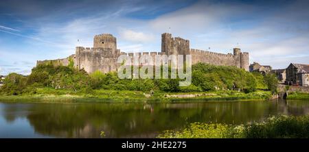 Royaume-Uni, pays de Galles, Pembrokeshire, Pembroke, Château de Mill Pond, panoramique Banque D'Images