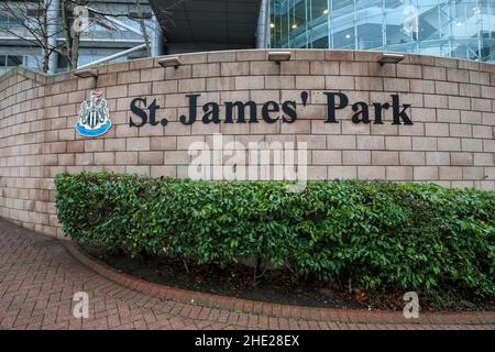 Newcastle, Royaume-Uni.08th janvier 2022.Vue générale à l'extérieur du stade St James' Park, avant le match d'aujourd'hui à Newcastle, Royaume-Uni, le 1/8/2022.(Photo de James Heaton/News Images/Sipa USA) crédit: SIPA USA/Alay Live News Banque D'Images