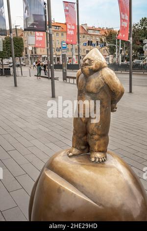 Papa Dwarf (Papa Krasnal) le premier nain apparu en 2001, un symbole du mouvement anticommuniste Orange alternative - Wroclaw, Pologne Banque D'Images