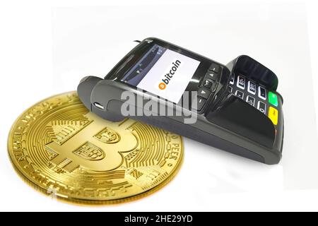 Payez avec bitcoin , terminal POS de la machine de paiement Banque D'Images