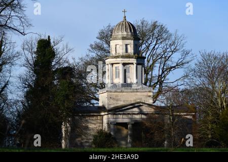 Le mausolée, construit pour le quatrième duc de Newcastle en l'honneur de sa femme Georgiana Elizabeth, construit en 1822 Banque D'Images