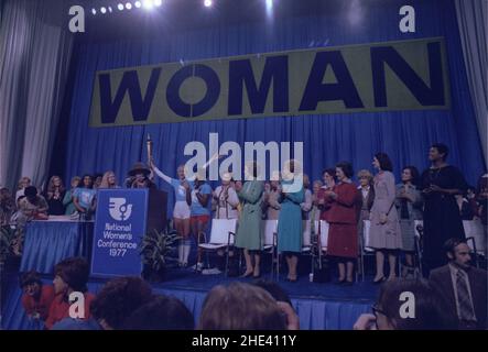 Rosalynn Carter avec Betty Ford et Ladybird Johnson au National Womens Conférence. Banque D'Images