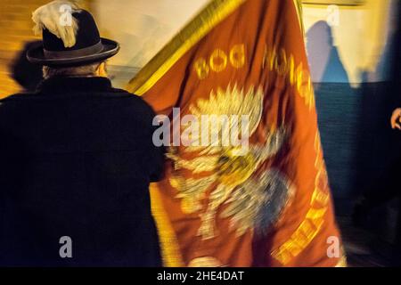 Poznan, Wielkopolska, Pologne.8th janvier 2022.La copie de l'image de notre Dame de Jasna Gora - les derniers moments de Poznan.La cérémonie a lieu dans la cathédrale de Poznan.Une copie de l'image circule en Pologne depuis de nombreuses années et est destinée à visiter tout le pays.C'est le deuxième pèlerinage de la copie de l'image de Jasna Gora, le premier a été lancé par le cardinal Stefan Wyszynski en 1957.Dans la photo : la cérémonie de la fin de la peregrination de l'image.L'image quittera la région de ''›'' l'archidiocèse de Poznan demain.LA PUBLICATION DANS LA CONT NÉGATIVE Banque D'Images