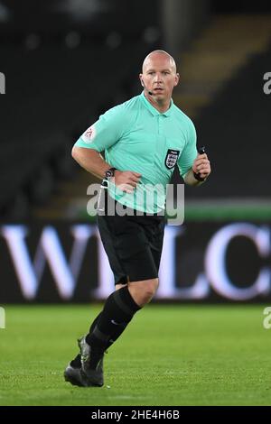 Swansea, Royaume-Uni.08th janv. 2022. Arbitre Simon Hooper pendant le match à Swansea, Royaume-Uni le 1/8/2022.(Photo par Mike Jones/News Images/Sipa USA) crédit: SIPA USA/Alay Live News Banque D'Images