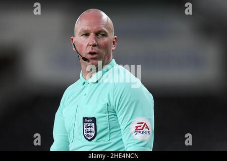 Swansea, Royaume-Uni.08th janv. 2022. Arbitre Simon Hooper pendant le match à Swansea, Royaume-Uni le 1/8/2022.(Photo par Mike Jones/News Images/Sipa USA) crédit: SIPA USA/Alay Live News Banque D'Images