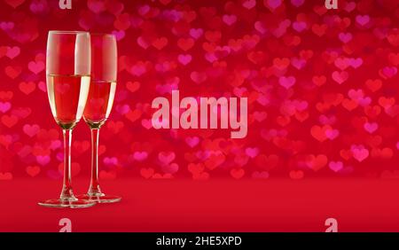 deux verres de champagne sur fond rouge avec coeurs. un espace de copie vide pour les cartes de vœux de saint valentin ou les invitations à une celebbratio Banque D'Images