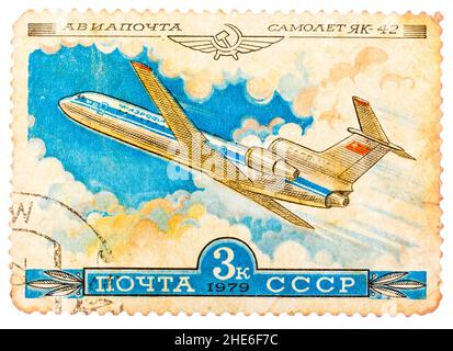 Le timbre imprimé en URSS montre l'emblème de l'Aeroflot et l'avion avec l'inscription 'Airmail, Aircraft Yak-42', de la série 'Histoire du Soviet Banque D'Images