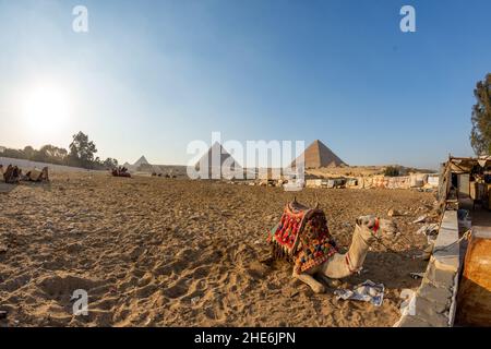 Les pyramides égyptiennes au Caire. Banque D'Images