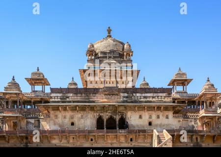 Palais du Jehangir Mahal, fort d'Orcha, Orcha (ou Urchha), district de Tikamgarh, Madhya Pradesh,Inde, Asie du Sud Banque D'Images