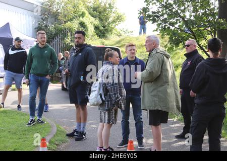 Les acteurs de rue de couronnement ont été repérés filmant des scènes de téléphérique sur le Grand Orme, Llandudno, pays de Galles Banque D'Images