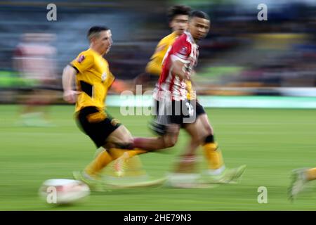 WOLVERHAMPTON, ROYAUME-UNI.JAN 9th Ilima Ndiaye Ilima passe le ballon lors du match de la coupe FA entre Wolverhampton Wanderers et Sheffield United à Molineux, Wolverhampton, le dimanche 9th janvier 2022.(Crédit : Kieran Riley | INFORMATIONS MI) crédit : INFORMATIONS MI et sport /Actualités Alay Live Banque D'Images