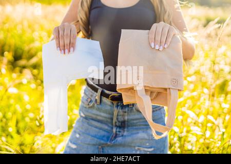 Concept zéro déchet utiliser des sacs en plastique ou des sacs multi-usage.Concept de style de vie sans gaspillage, écologique et conscient Banque D'Images