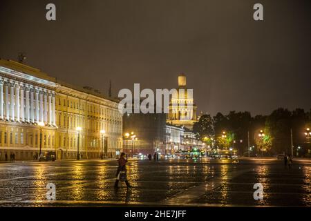 Saint-Petersbourg, Russie - vue sur la cathédrale Saint Isaac Banque D'Images