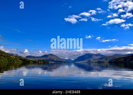Matin sur le Loch Etive. Banque D'Images