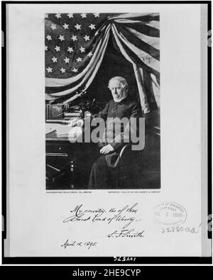 Samuel Francis Smith, portrait de trois quarts de longueur, assis au bureau, face à gauche) - photographié, Soule photo.Co., Boston Banque D'Images