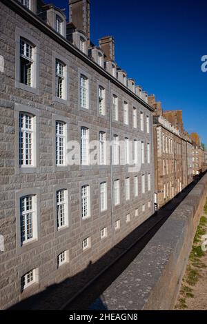 La partie du bastion Saint-Philippe.Le bastion date de 1714, époque de la deuxième croissance de Saint Malo. Banque D'Images