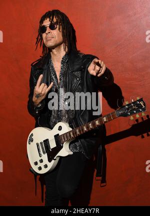 Deerfield Beach.08th janvier 2022.Jason EBS pose pour un portrait pendant le Rock 'N' Roll Fantasy Camp à Markee Studios le 8 janvier 2022 à Deerfield Beach, Floride.Crédit : Mpi04/Media Punch/Alamy Live News Banque D'Images