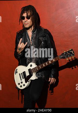 Deerfield Beach.08th janvier 2022.Jason EBS pose pour un portrait pendant le Rock 'N' Roll Fantasy Camp à Markee Studios le 8 janvier 2022 à Deerfield Beach, Floride.Crédit : Mpi04/Media Punch/Alamy Live News Banque D'Images
