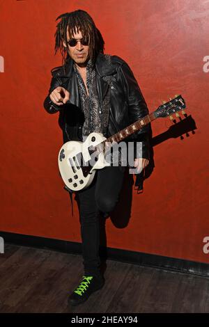 Deerfield Beach.08th janvier 2022.Jason EBS pose pour un portrait pendant le Rock 'N' Roll Fantasy Camp à Markee Studios le 8 janvier 2022 à Deerfield Beach, Floride.Crédit : Mpi04/Media Punch/Alamy Live News Banque D'Images