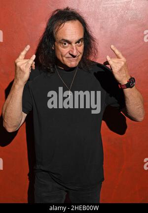 Deerfield Beach.08th janvier 2022.Vinny Appice pose pour un portrait pendant le Rock 'N' Roll Fantasy Camp à Markee Studios le 8 janvier 2022 à Deerfield Beach, Floride.Crédit : Mpi04/Media Punch/Alamy Live News Banque D'Images