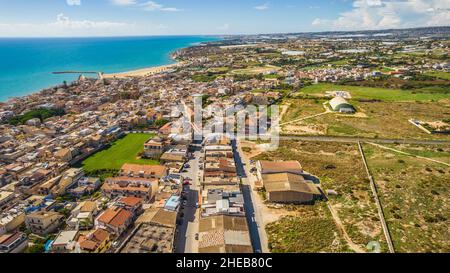 Panorama incroyable de Donnalucata d'en haut, Scicli, Ragusa, Sicile, Italie,Europe Banque D'Images