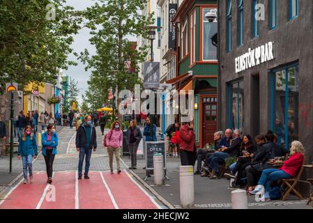 Islande, région de la capitale, Reykjavik, Laugavegur la rue principale de Reykjavik Banque D'Images