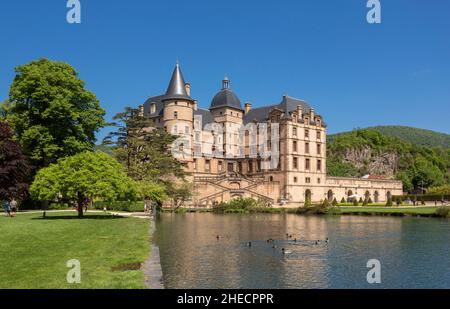 France, Isère, Vizille sur la route Napoléon RN 85, château du XVIIe siècle de Vizille abrite le Musée de la Révolution française Banque D'Images