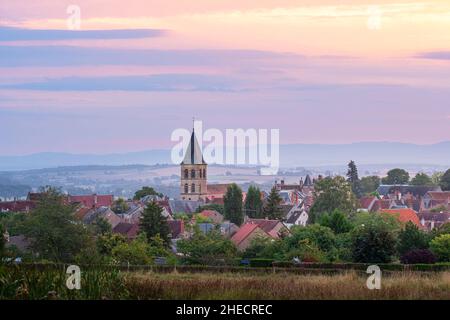 France, Nievre, Saint-Révérien, village sur la via Lemovicensis ou Vezelay, l'une des voies principales vers Saint-Jacques-de-Compostelle Banque D'Images