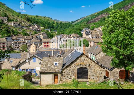 France, Lozère, Pont de Montvert - Sud Mont Lozère, village sur le sentier Stevenson ou GR 70 sur les rives du Tarn Banque D'Images