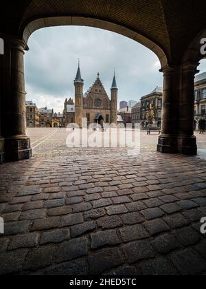 Juin 2020 Ridderzaal à la Haye aux pays-Bas.C'est le bâtiment principal de la place intérieure du 13th siècle de l'ancien château du pays Banque D'Images