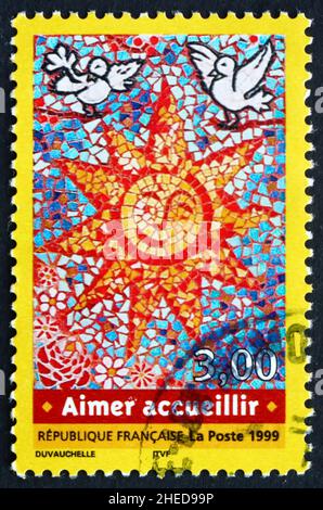 FRANCE - VERS 1999: Un timbre imprimé en France montre Bienvenue, vers 1999 Banque D'Images
