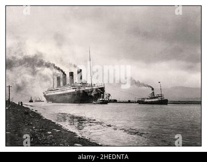 Le RMS Titanic commence une journée d'essais en mer sous la vapeur Belfast Lough Irlande Date 2nd avril 1912. Banque D'Images