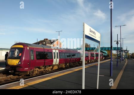 East Midlands Railway classe 170 Turbostar diesel multiple Unit n°170503 à la station Barnetby, Lincolnshire, Royaume-Uni, le 17/11/2021. Banque D'Images