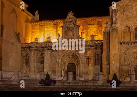 Colégiate de San Isidoro. Castilla y Leon, Espagne Banque D'Images