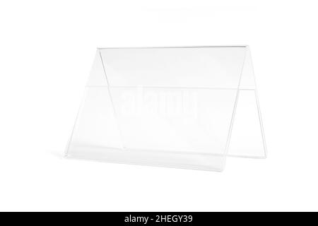 Écran de bureau transparent vertical isolé sur fond blanc.Bannière publicitaire.Modèle de maquette.Vue avant.Porte-menu de chevalet T Banque D'Images