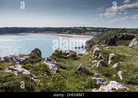 Lydstep Haven, célèbre pour sa plage de sable et son parc de caravanes, Pembrokeshire, pays de Galles Banque D'Images